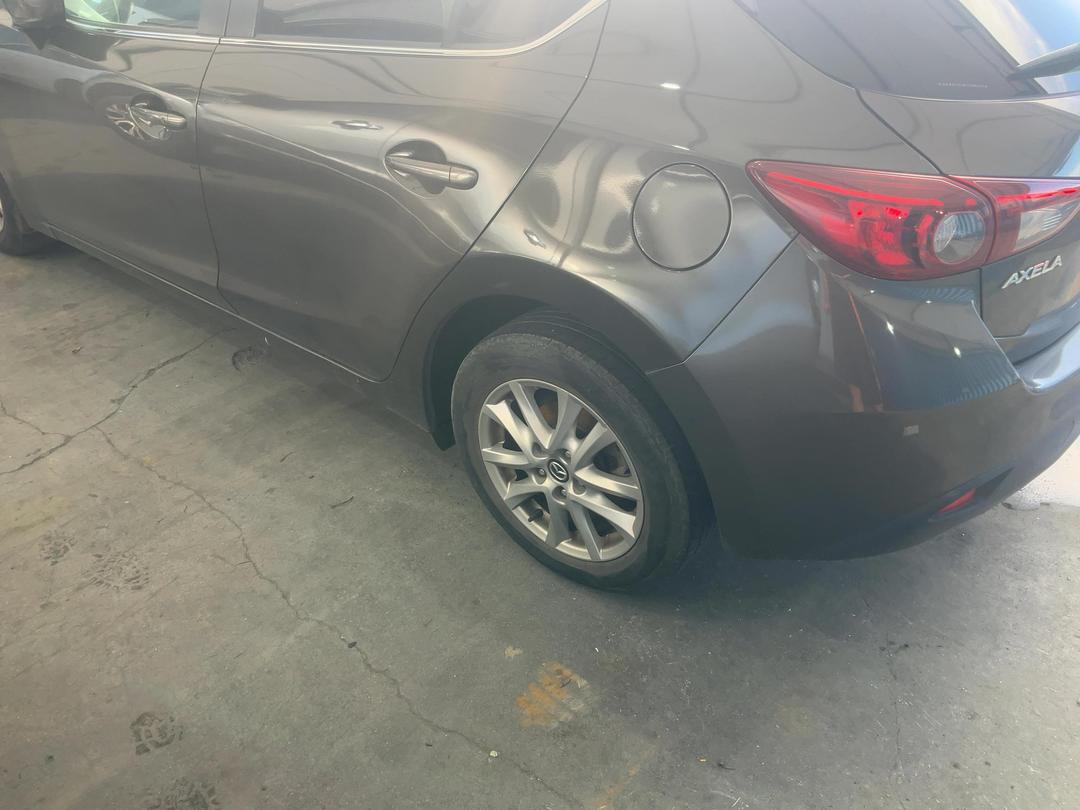 Photo '9' of Mazda Axela