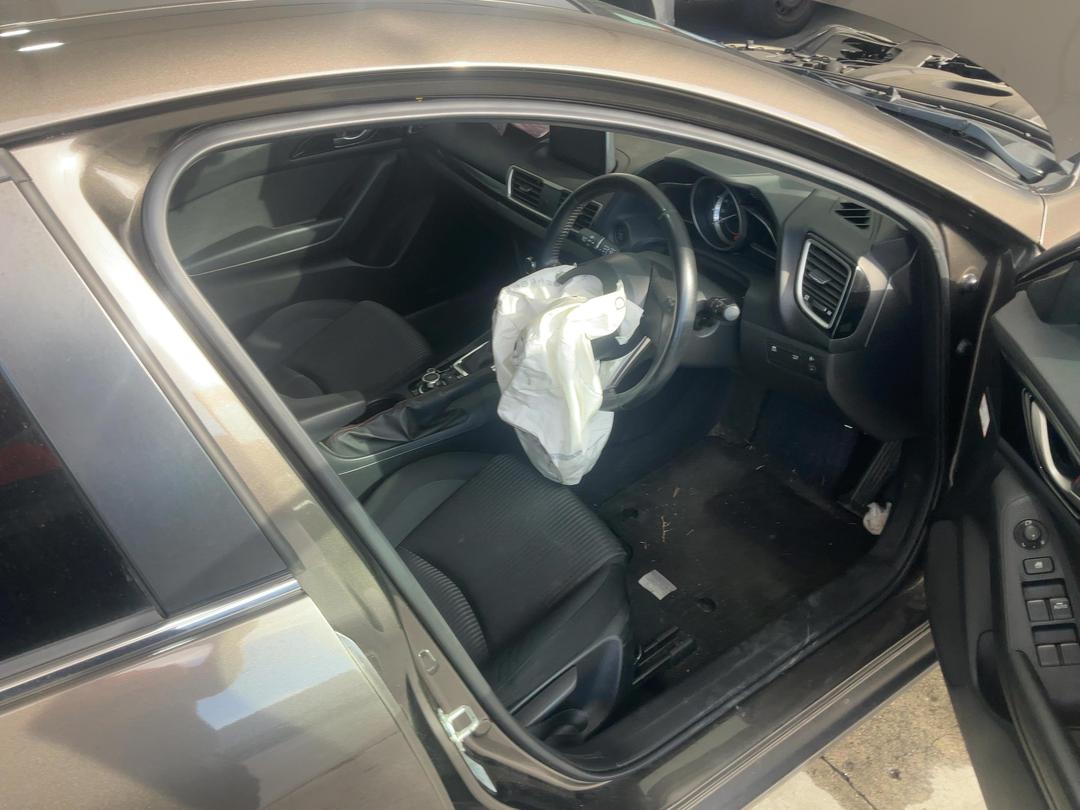 Photo '19' of Mazda Axela