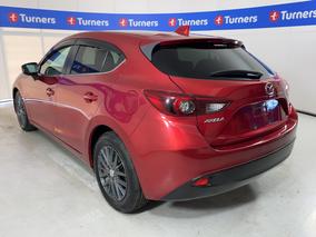 Photo '5' of Mazda Axela