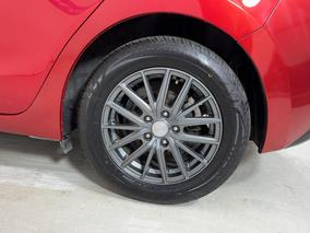 Photo '11' of Mazda Axela