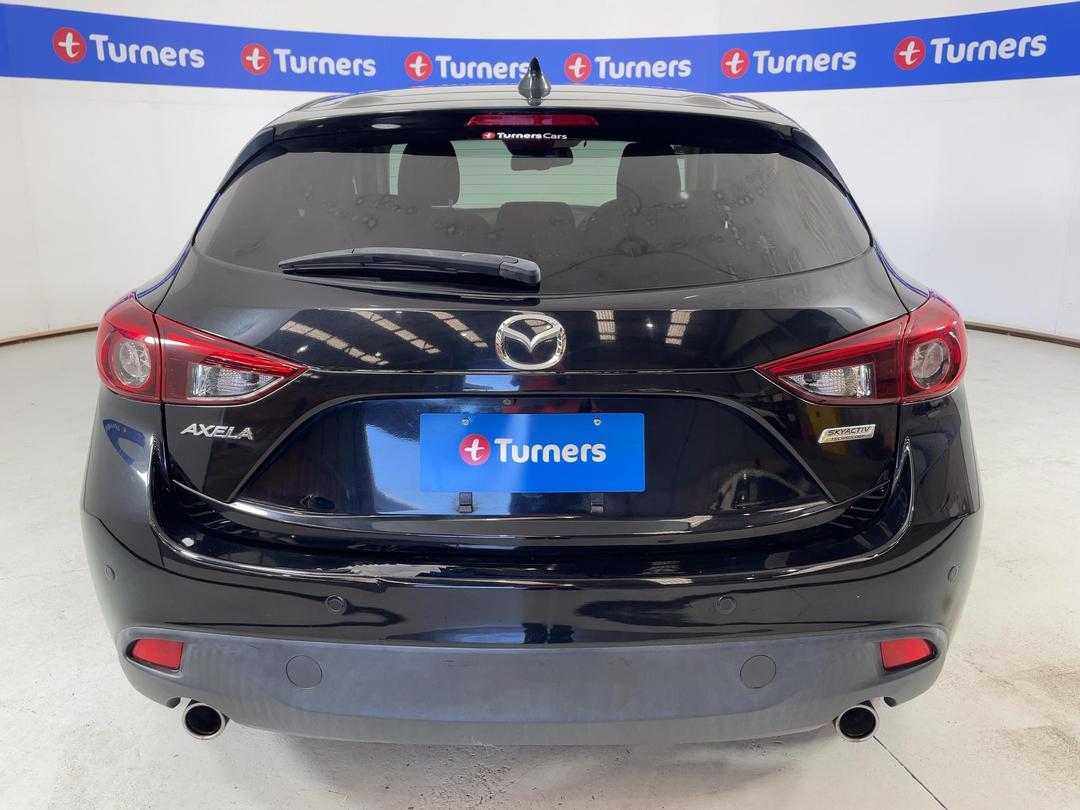 Photo '6' of Mazda Axela