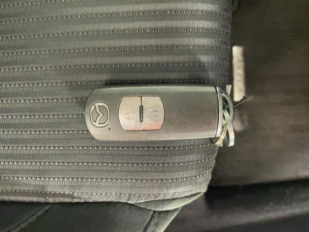 Photo '22' of Mazda Axela