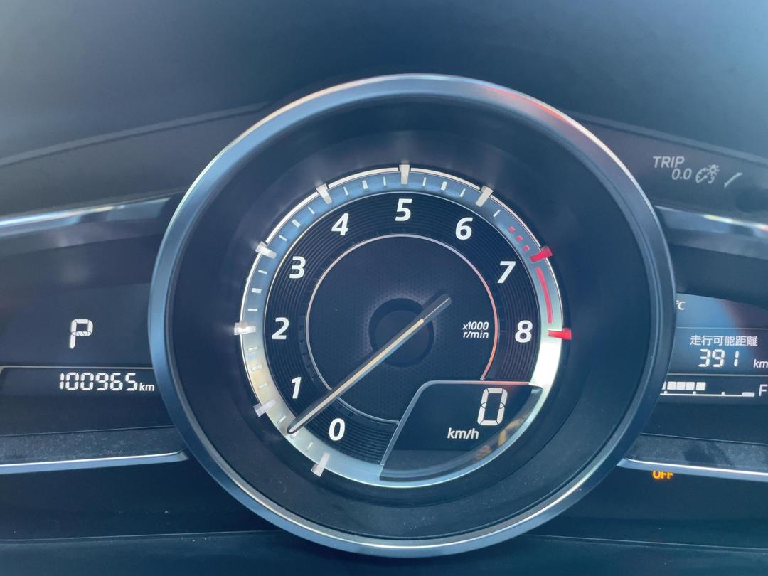 Photo '21' of Mazda Axela