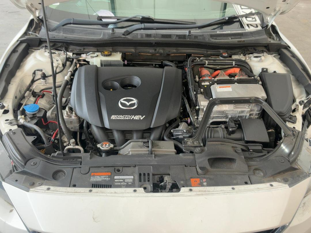 Photo '10' of Mazda Axela Photo '10' of Mazda Axela