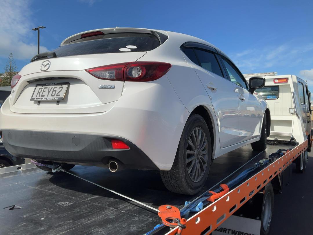 Photo '2' of Mazda Axela Photo '2' of Mazda Axela