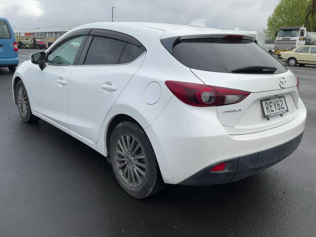 Photo '6' of Mazda Axela Photo '6' of Mazda Axela