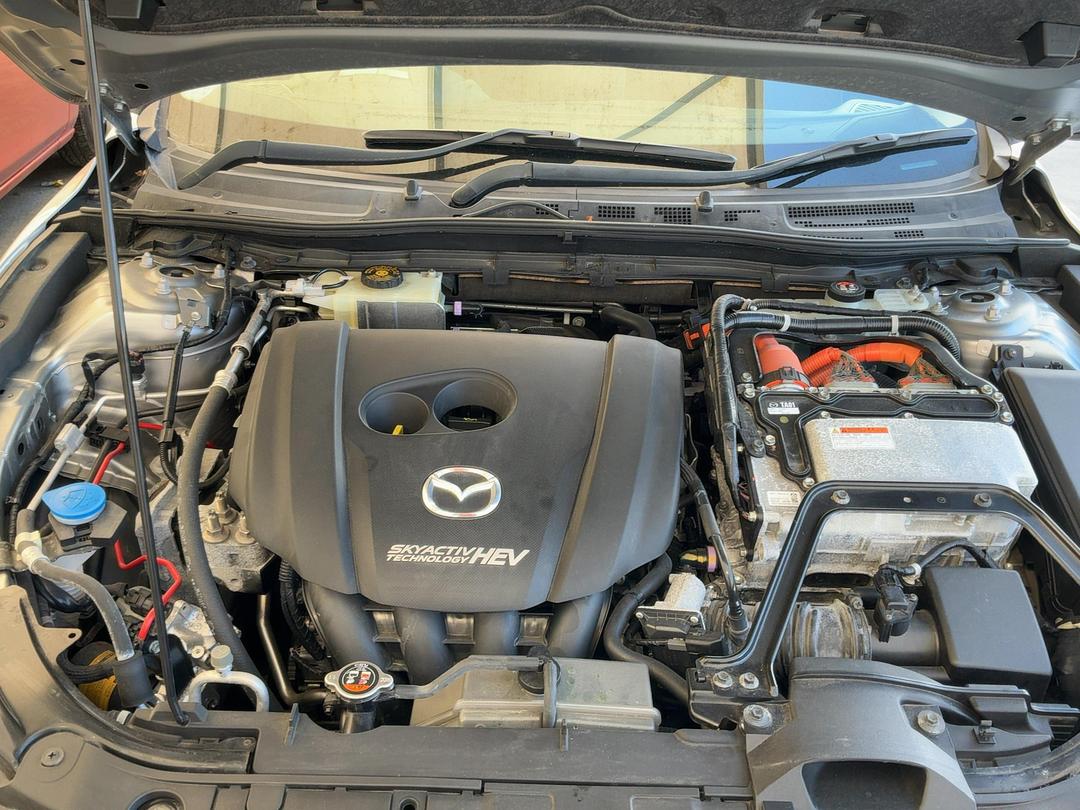 Photo '10' of Mazda Axela