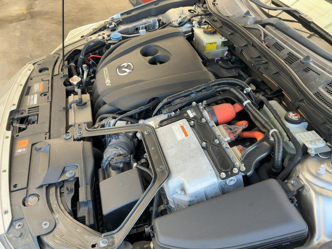 Photo '11' of Mazda Axela