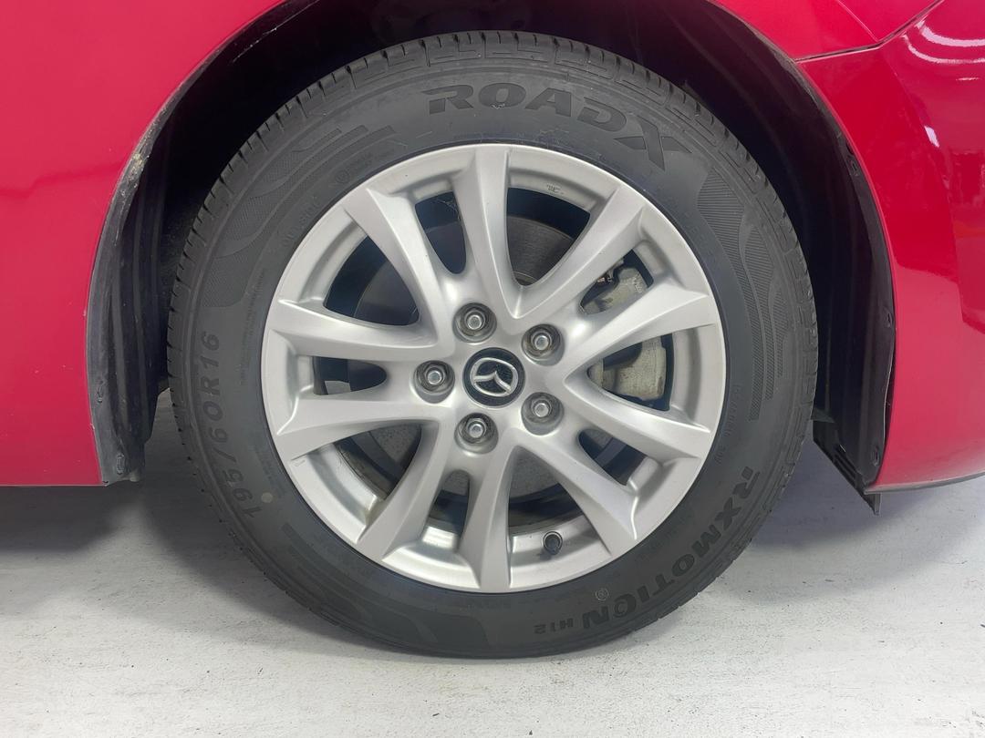 Photo '9' of Mazda Axela