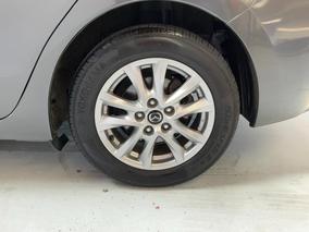 Photo '11' of Mazda Axela