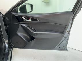 Photo '15' of Mazda Axela