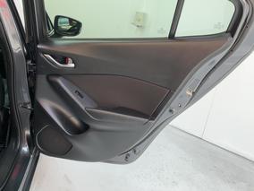 Photo '19' of Mazda Axela