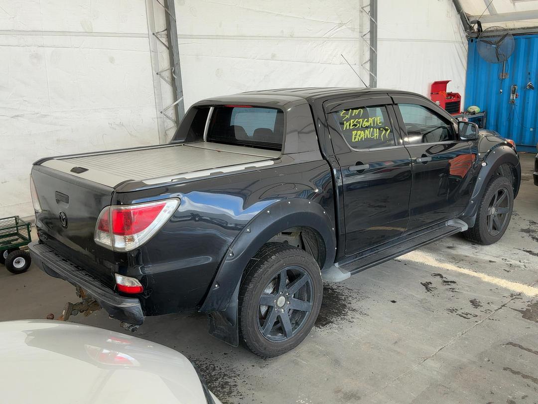 Photo '16' of Mazda Bt-50 GLX D/C W/S Photo '16' of Mazda Bt-50 GLX D/C W/S
