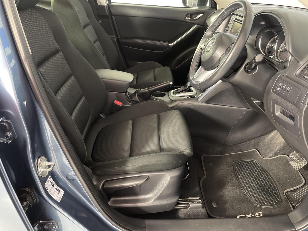 Photo '16' of Mazda CX-5