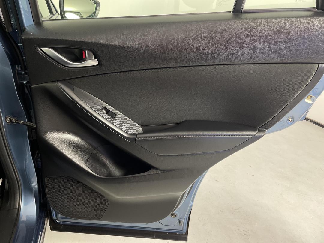 Photo '19' of Mazda CX-5