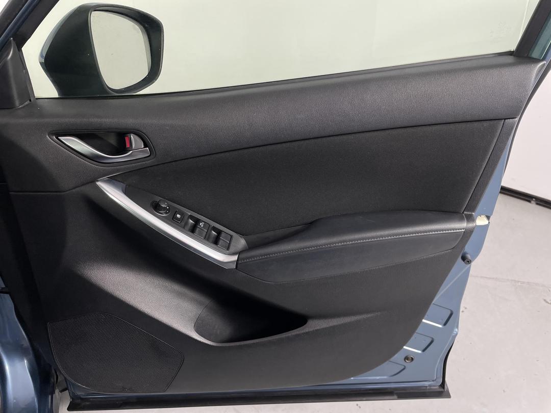 Photo '15' of Mazda CX-5