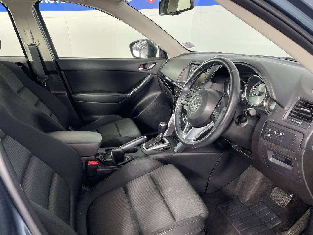 Photo '16' of Mazda CX-5