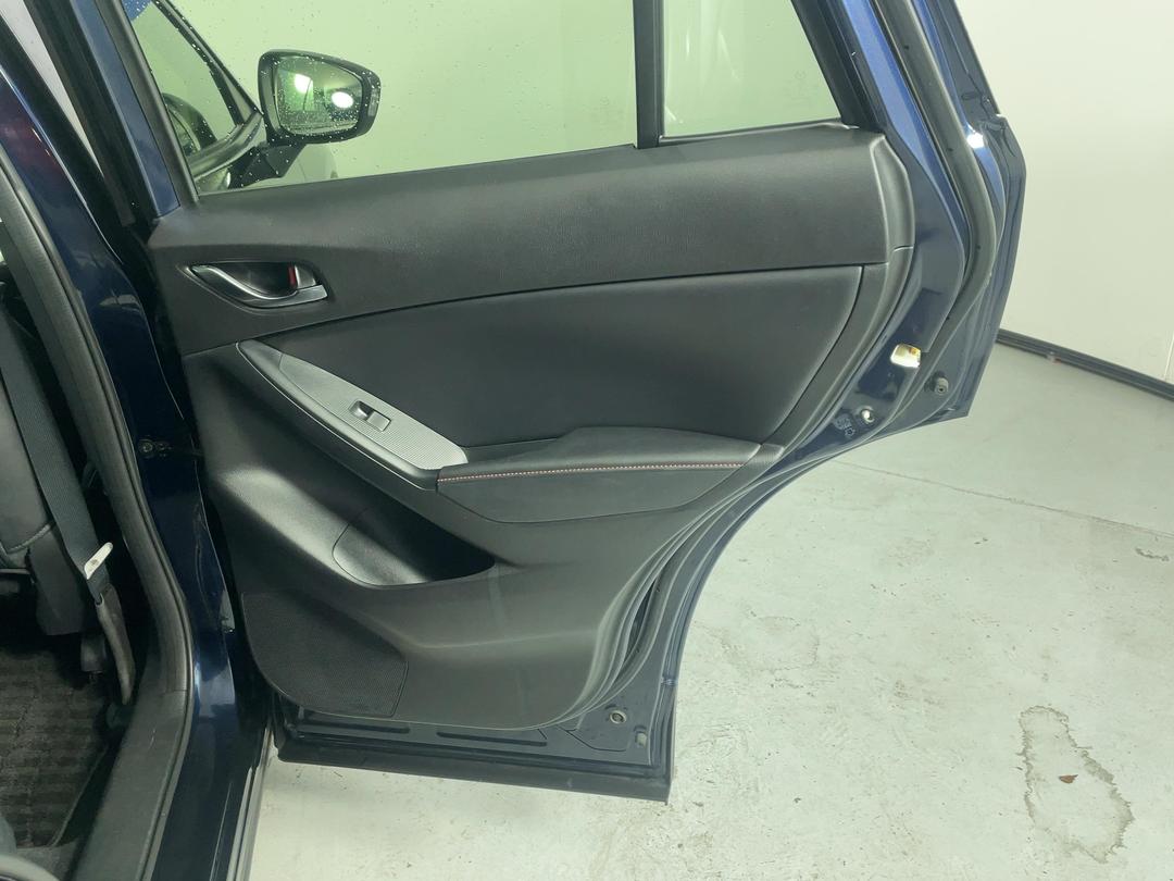Photo '19' of Mazda CX-5