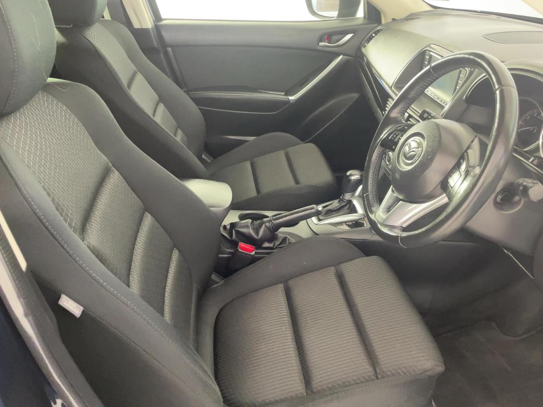 Photo '16' of Mazda CX-5