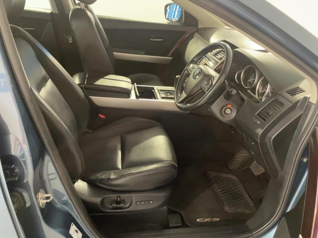 Photo '16' of Mazda CX-9