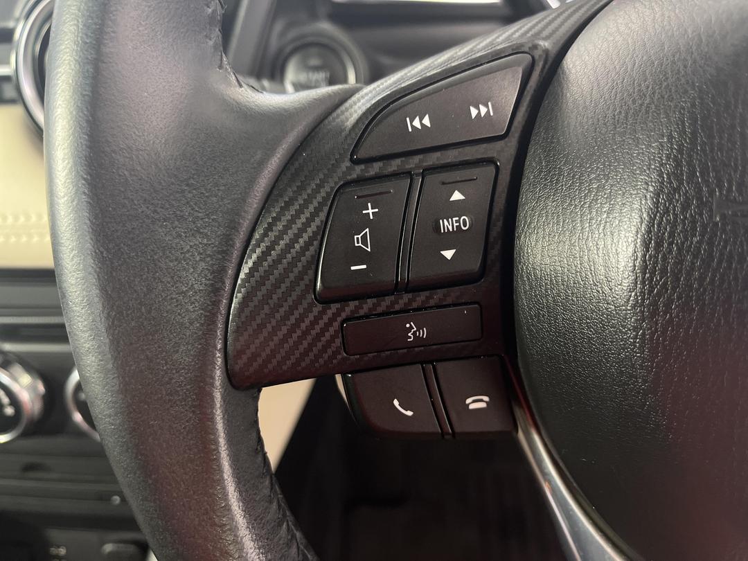 Photo '25' of Mazda Demio