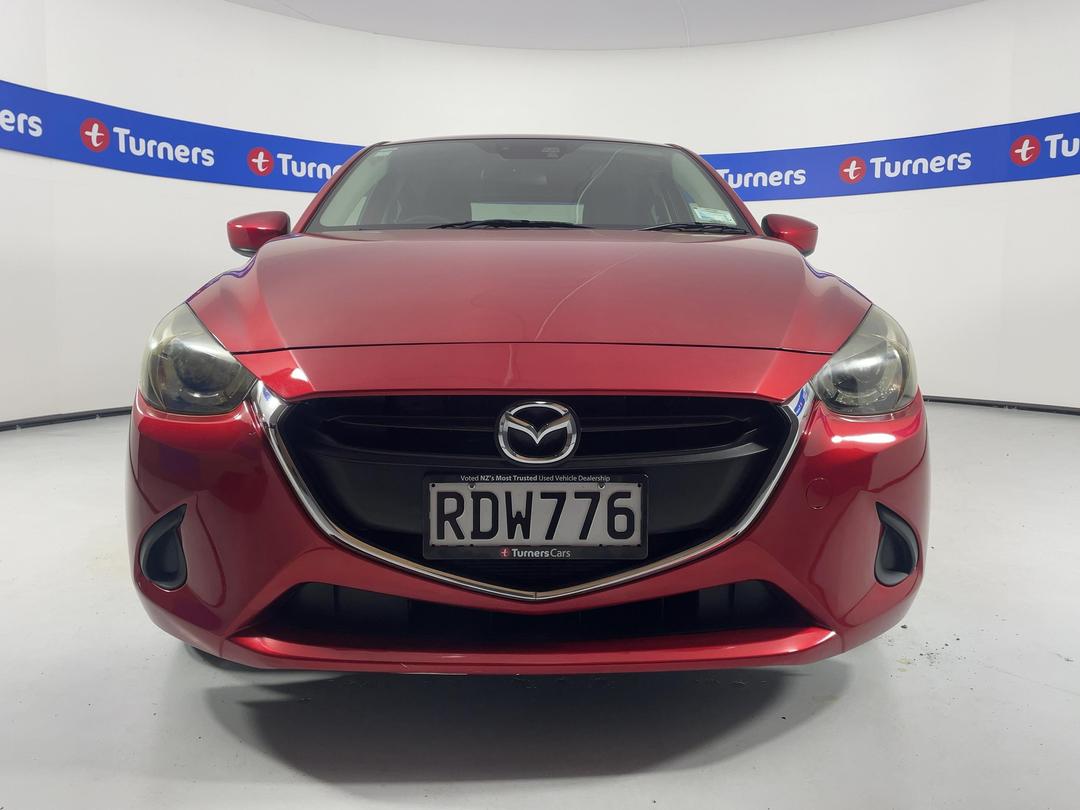 Photo '2' of Mazda Demio
