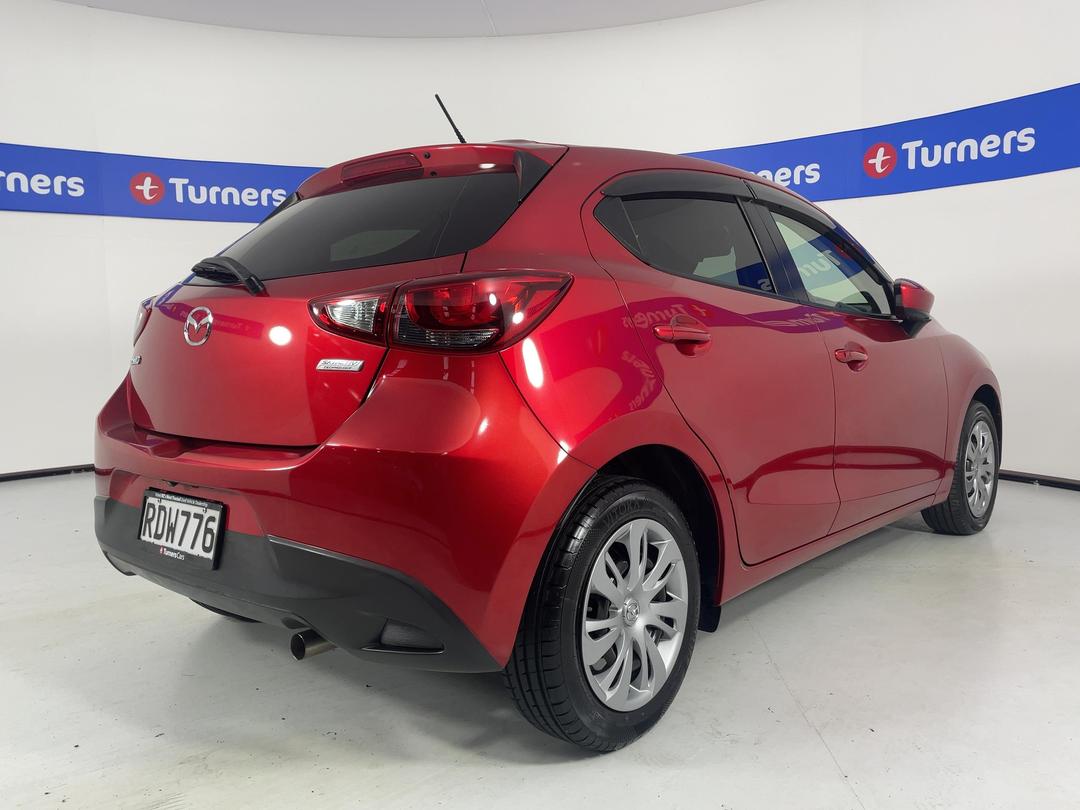 Photo '7' of Mazda Demio