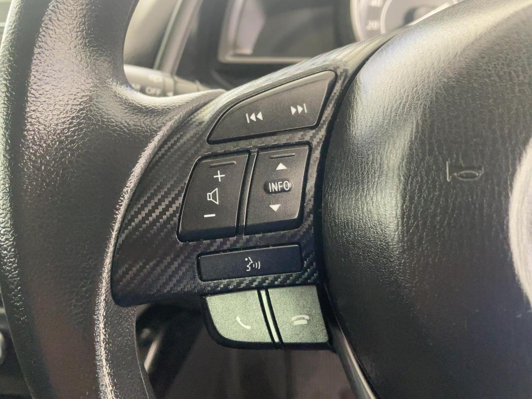 Photo '24' of Mazda Demio