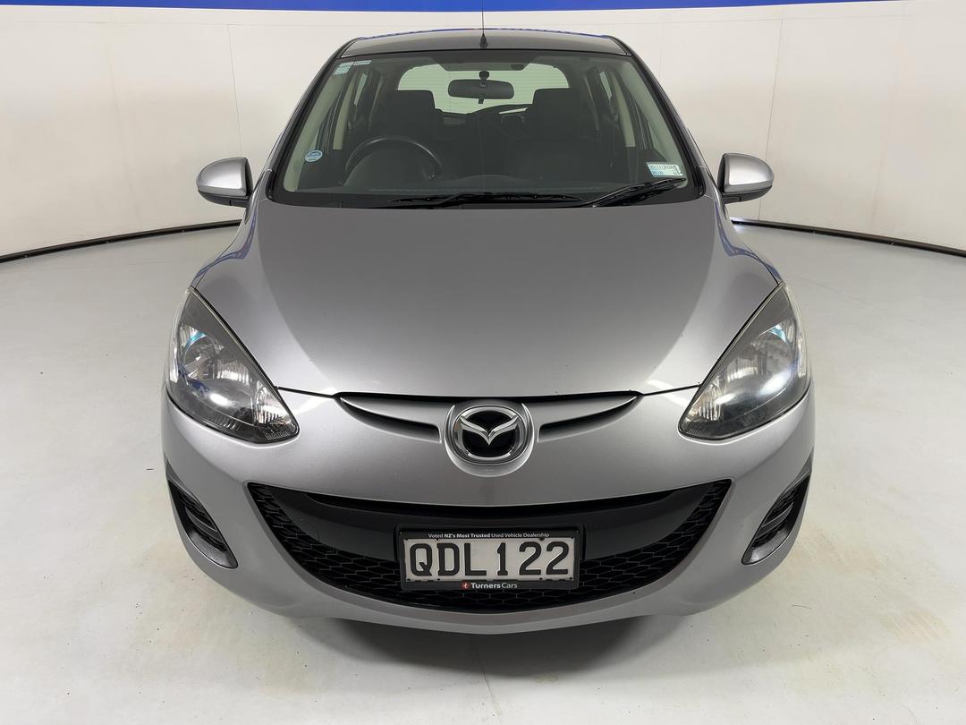 Photo '2' of Mazda Demio