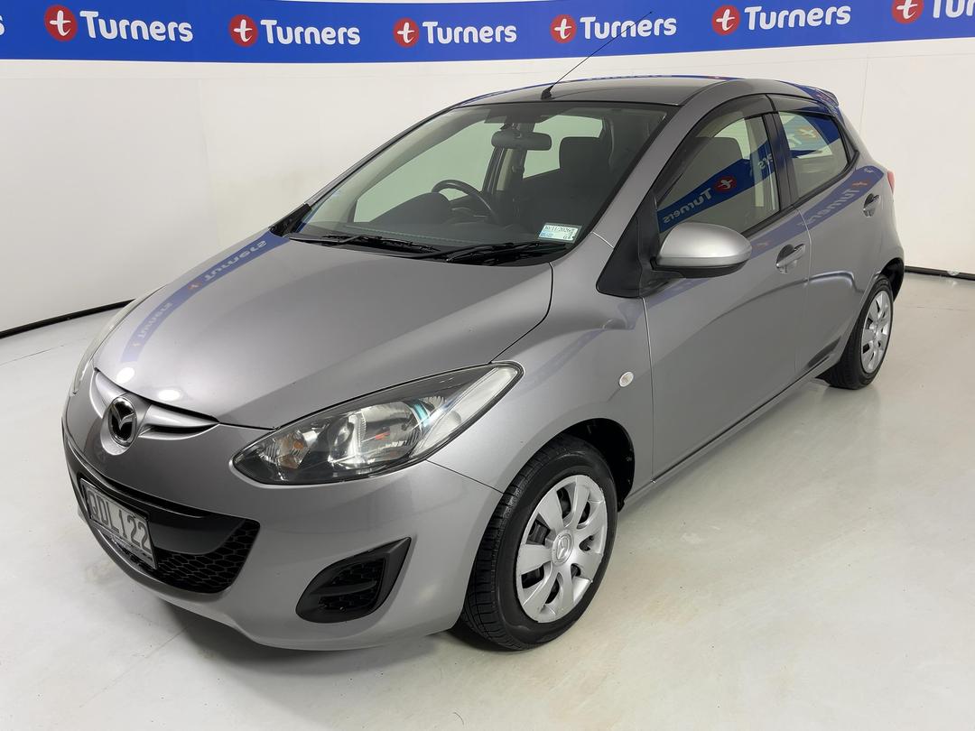 Photo '4' of Mazda Demio