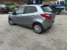 Thumbnail '4' of Mazda Demio