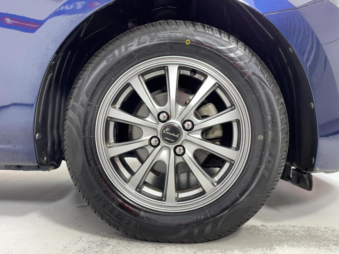 Photo '9' of Mazda Demio