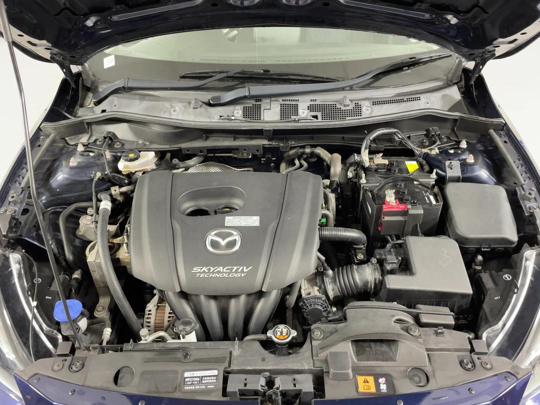 Photo '13' of Mazda Demio