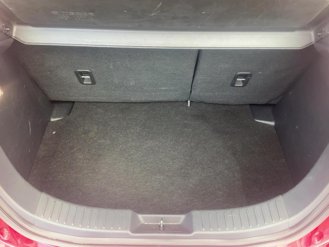 Photo '14' of Mazda Demio