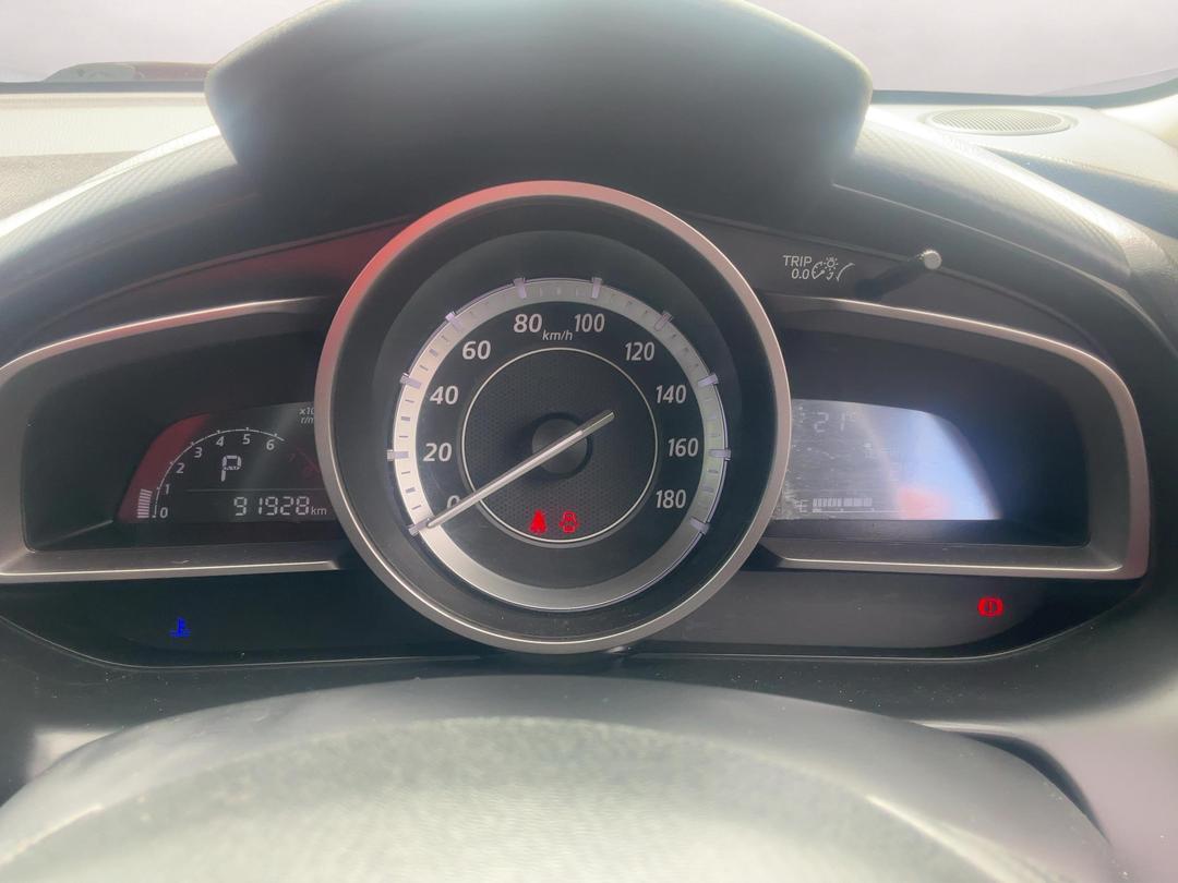 Photo '21' of Mazda Demio