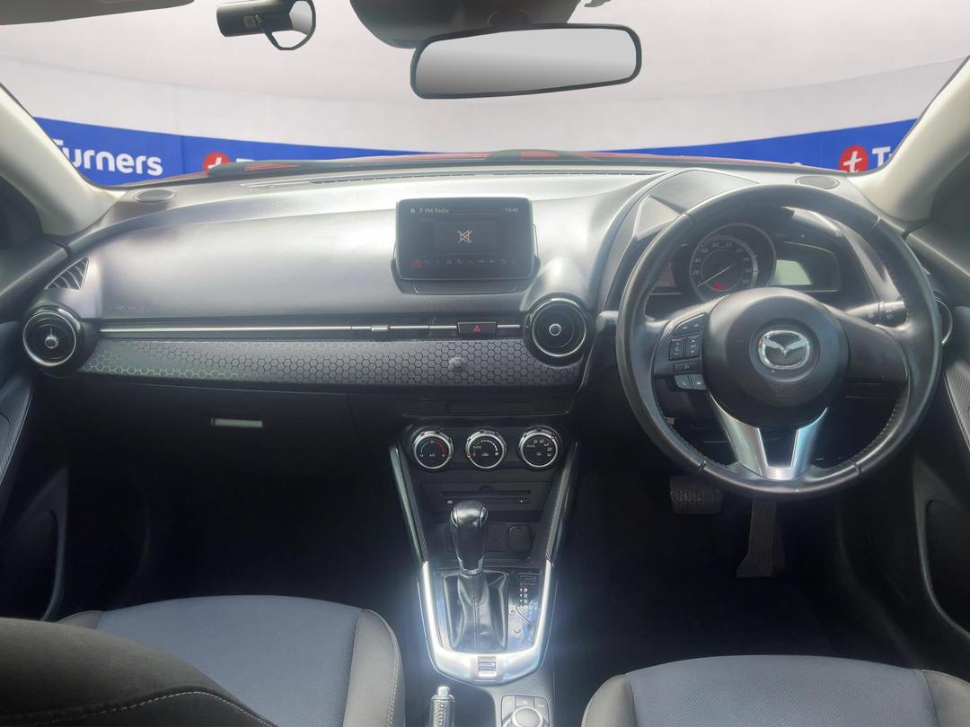 Photo '17' of Mazda Demio