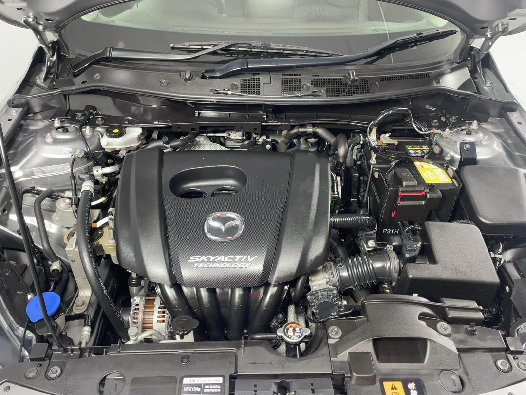 Photo '13' of Mazda Demio