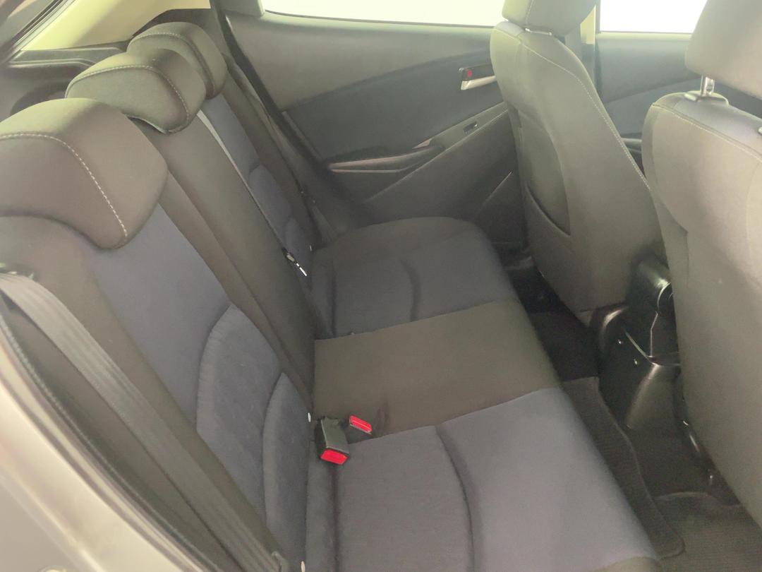 Photo '20' of Mazda Demio