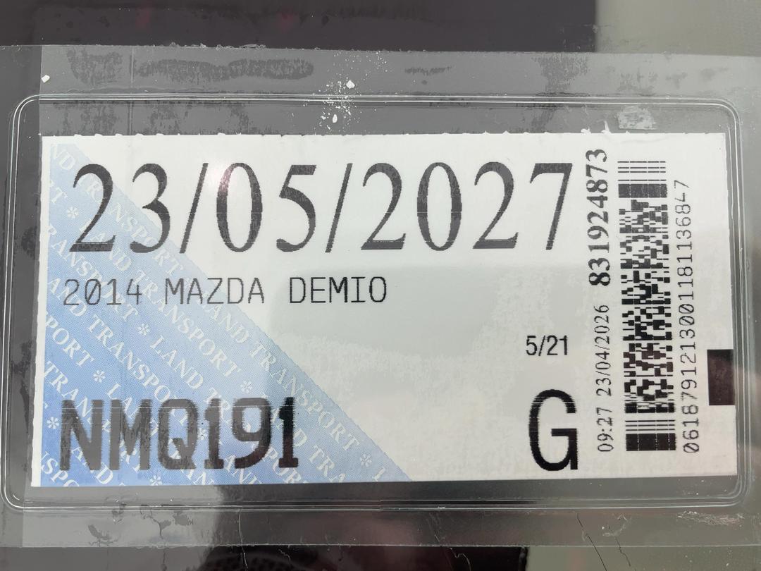Photo '31' of Mazda Demio