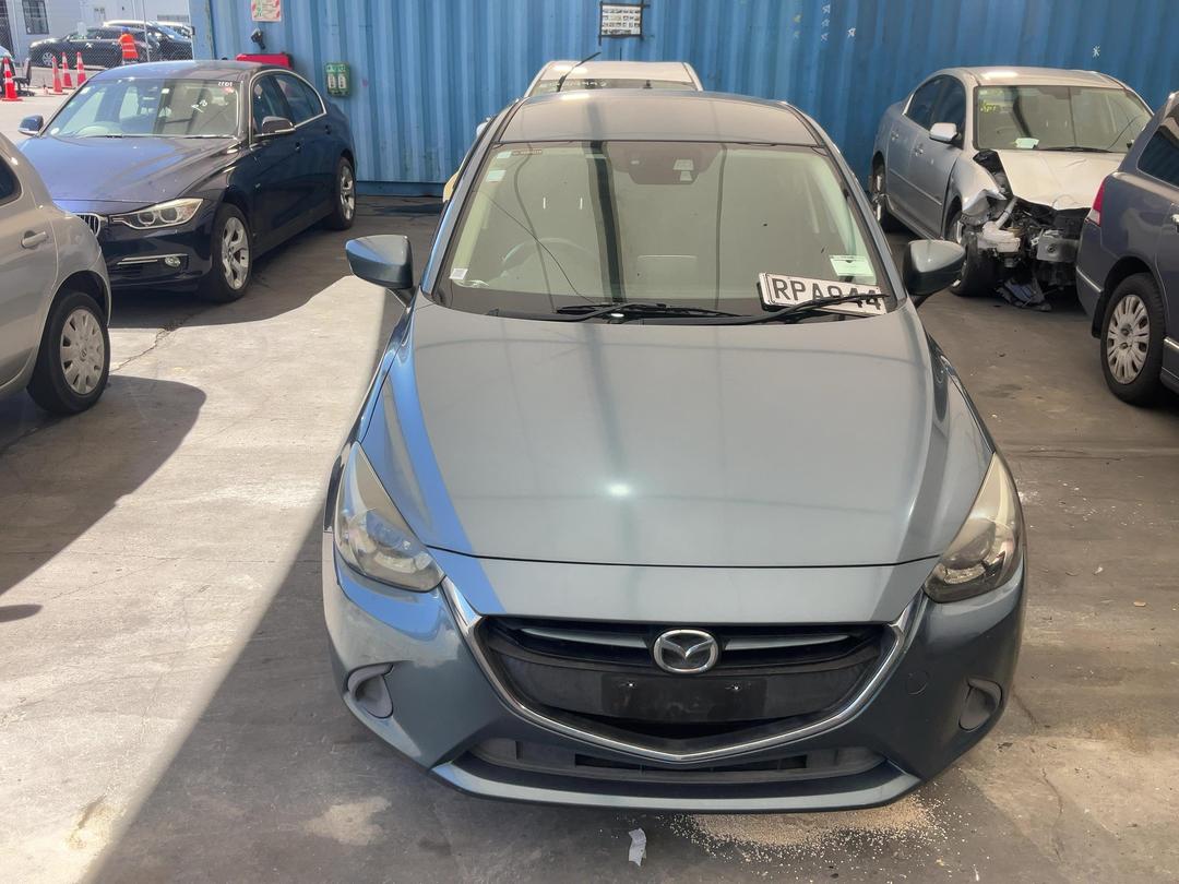 Photo '3' of Mazda Demio Photo '3' of Mazda Demio