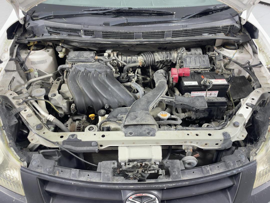 Photo '13' of Mazda Familia