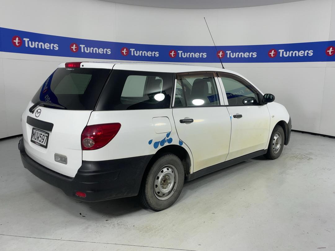 Photo '7' of Mazda Familia