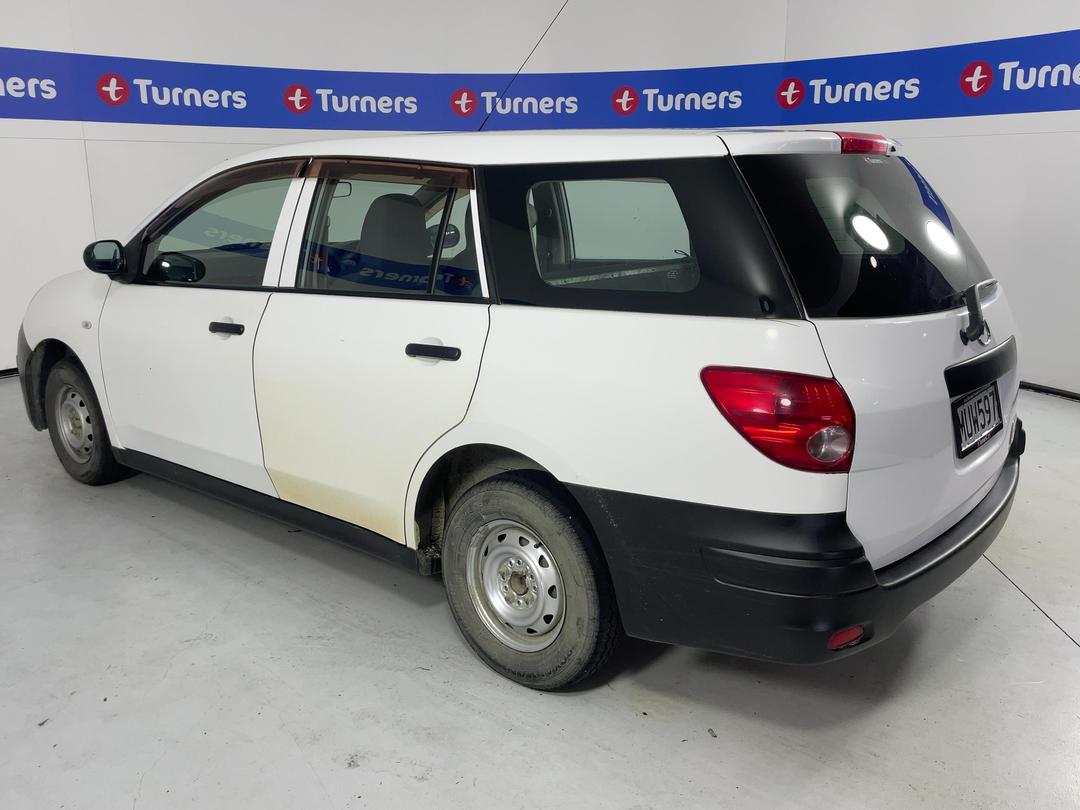 Photo '5' of Mazda Familia