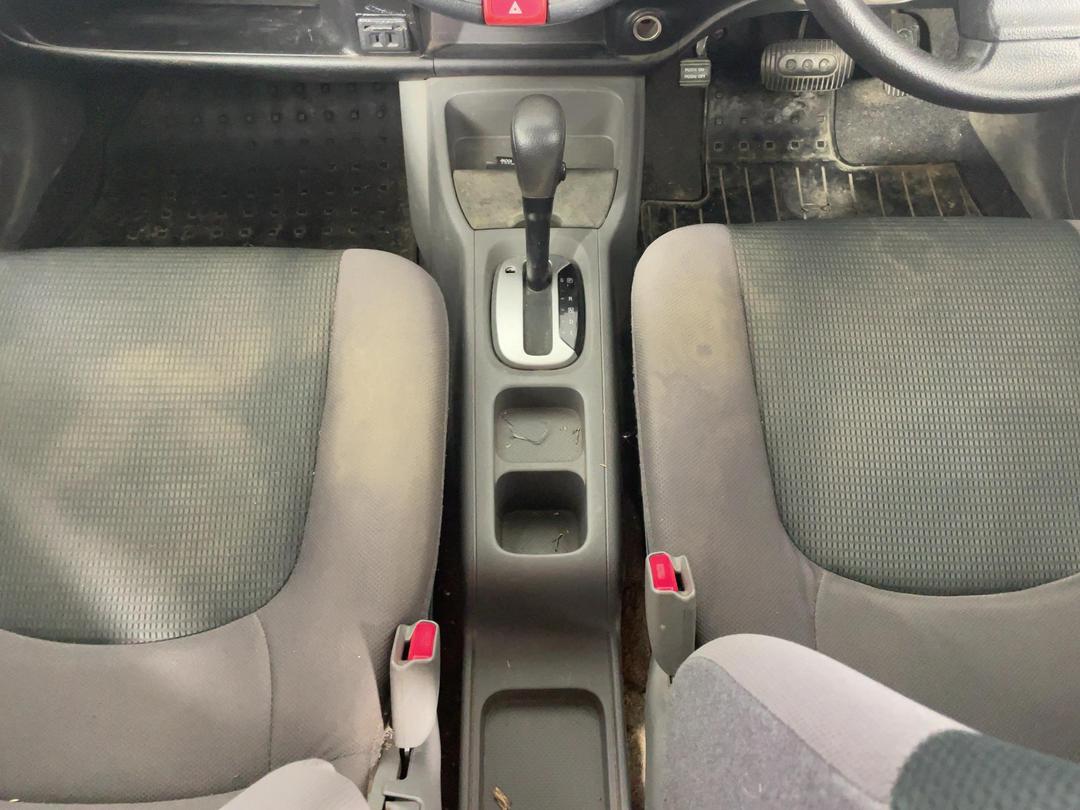 Photo '18' of Mazda Familia