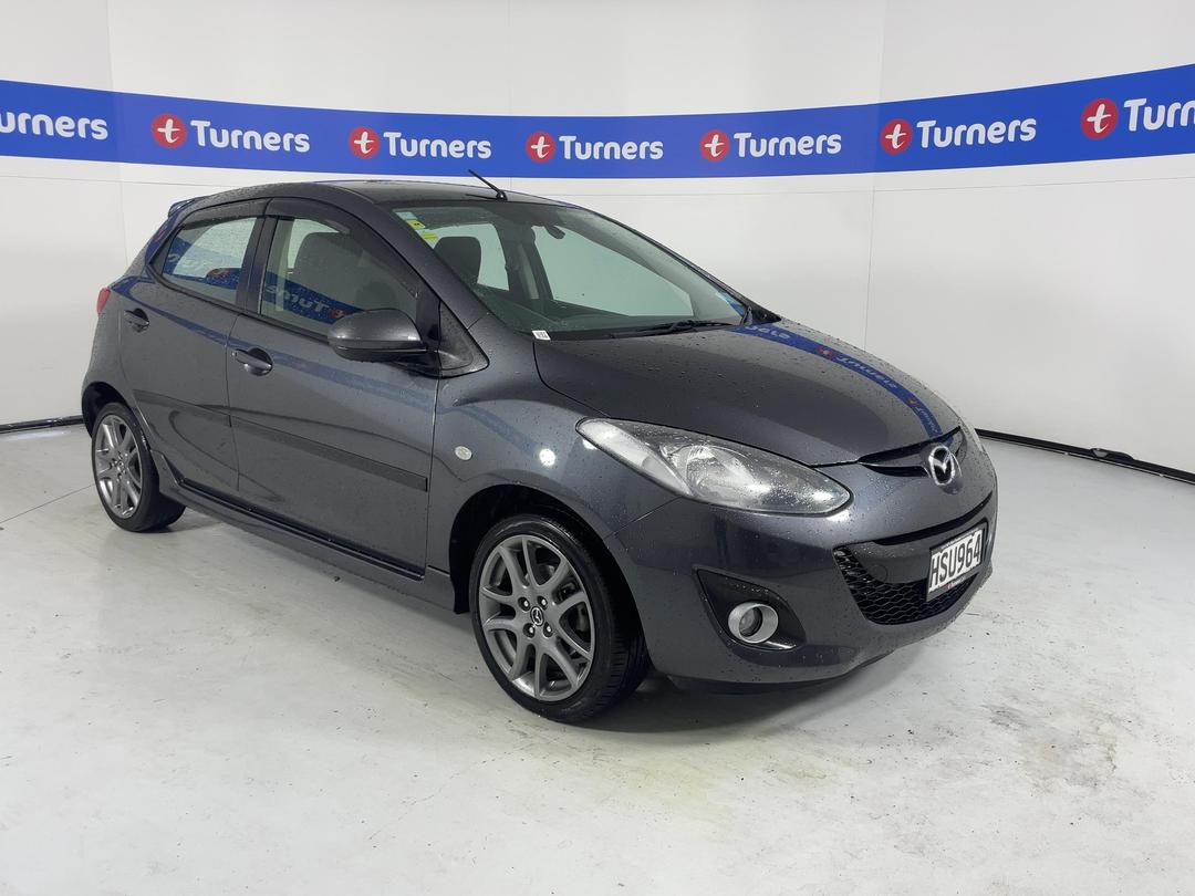 Photo '1' of Mazda Mazda2