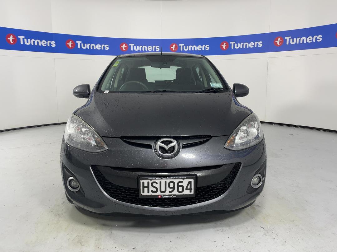 Photo '2' of Mazda Mazda2