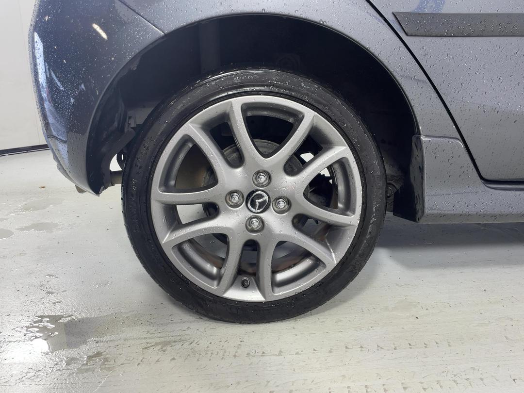 Photo '12' of Mazda Mazda2