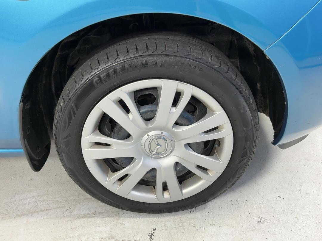 Photo '9' of Mazda Mazda2