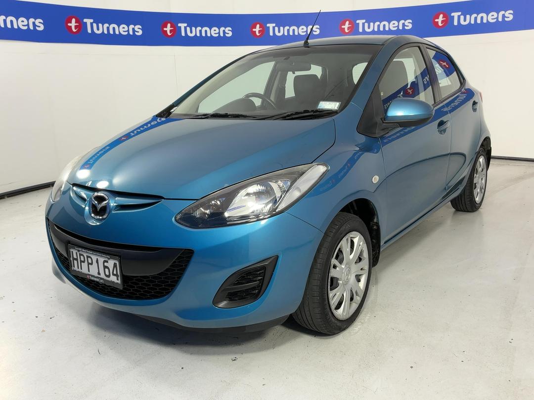 Photo '4' of Mazda Mazda2