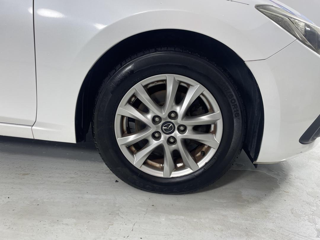 Photo '9' of Mazda Mazda3